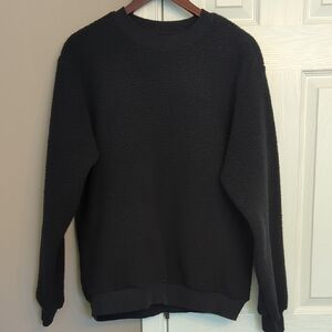 Men's Fabletics Explorer Black Sherpa Crewneck Sweatshirt